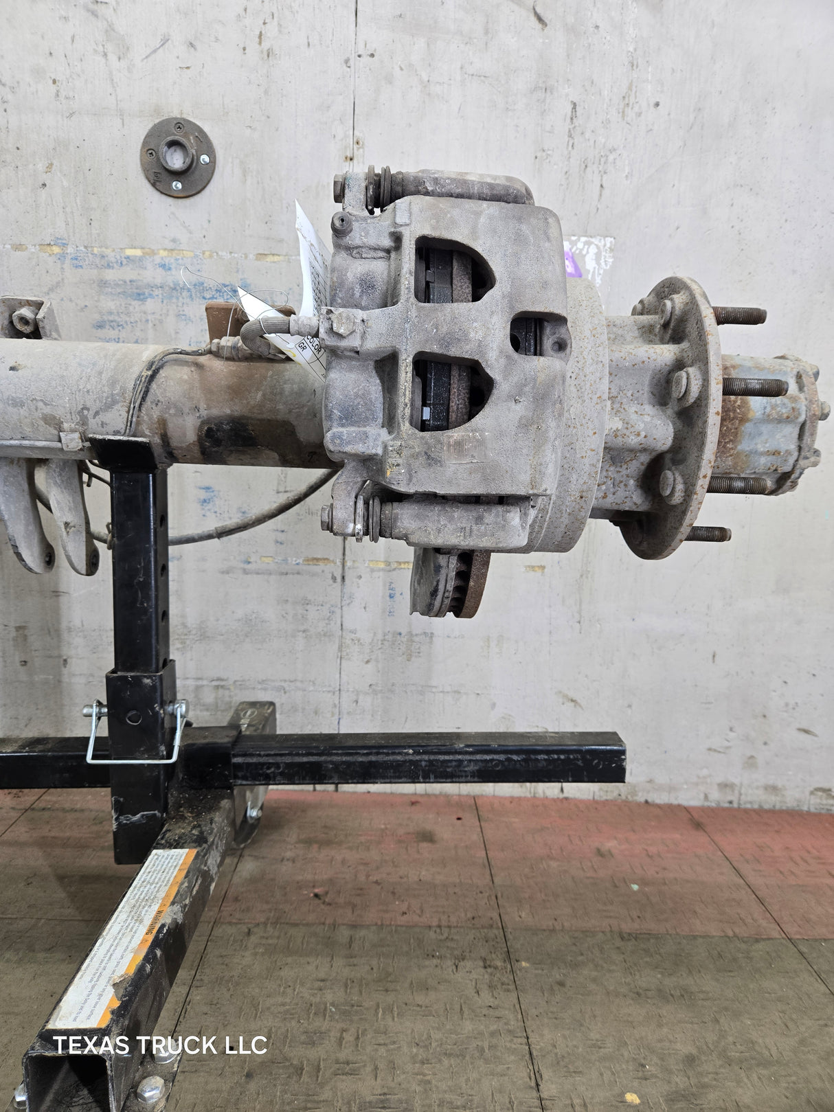 2013-2016 Ford Super Duty F350 Cab Chassis Rear Axle 3.73 Gear Ratio Rear End 179k miles