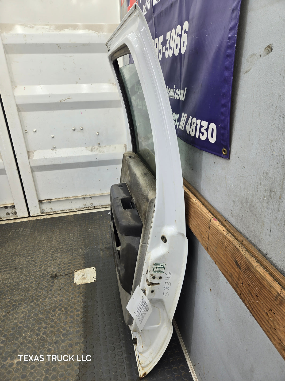 2012-2016 Ford Super Duty Passenger Side Rear Door RH Crew Cab F250 F350 F450 F550
