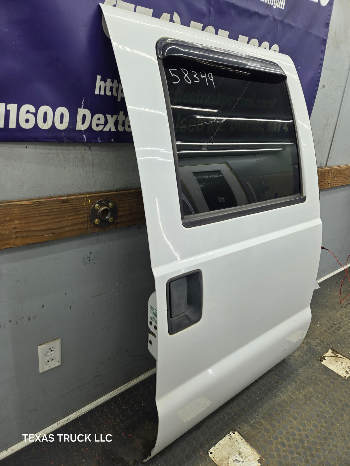 2012-2016 Ford Super Duty Passenger Side Rear Door RH Crew Cab F250 F350 F450 F550