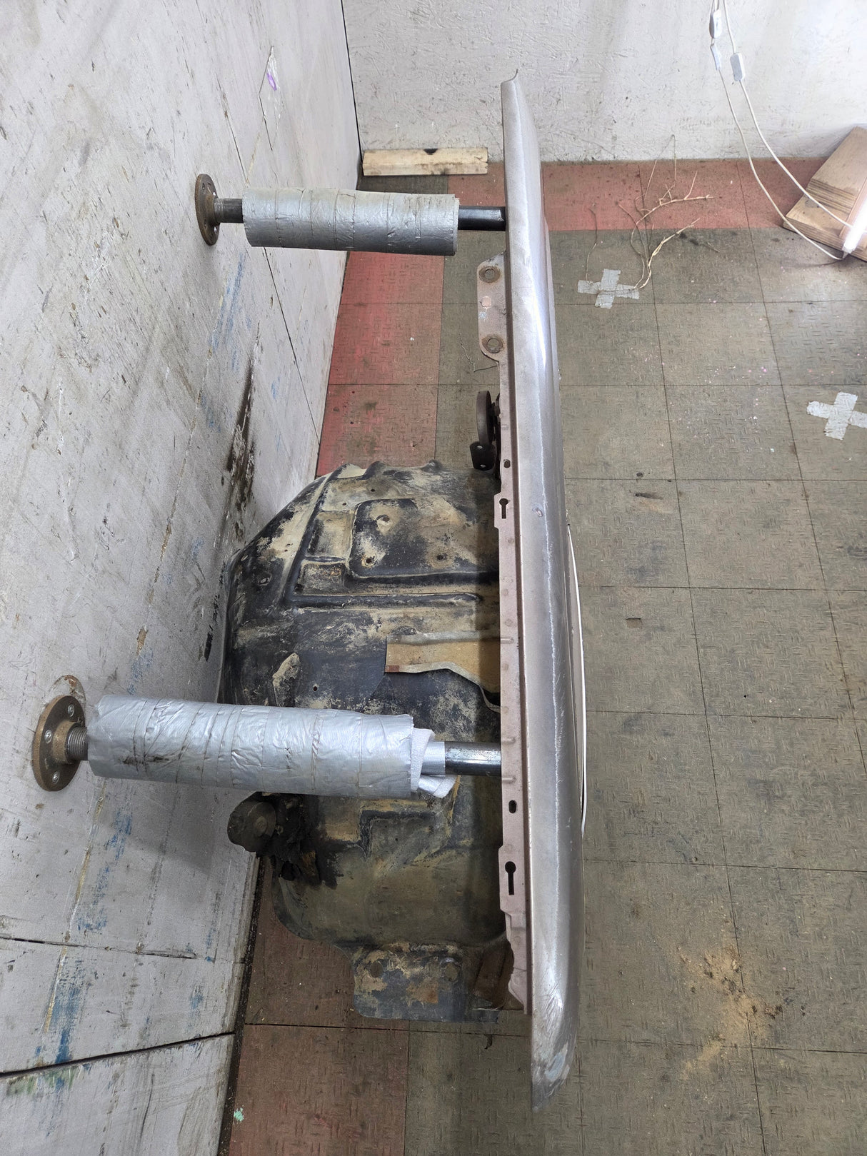 1992-1997 OBS Ford F Series F250 F350 F450 F550 Driver Side LH Front Fender