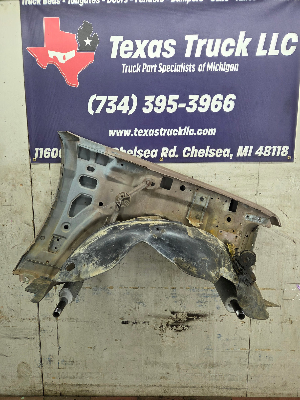 1992-1997 OBS Ford F Series F250 F350 F450 F550 Driver Side LH Front Fender