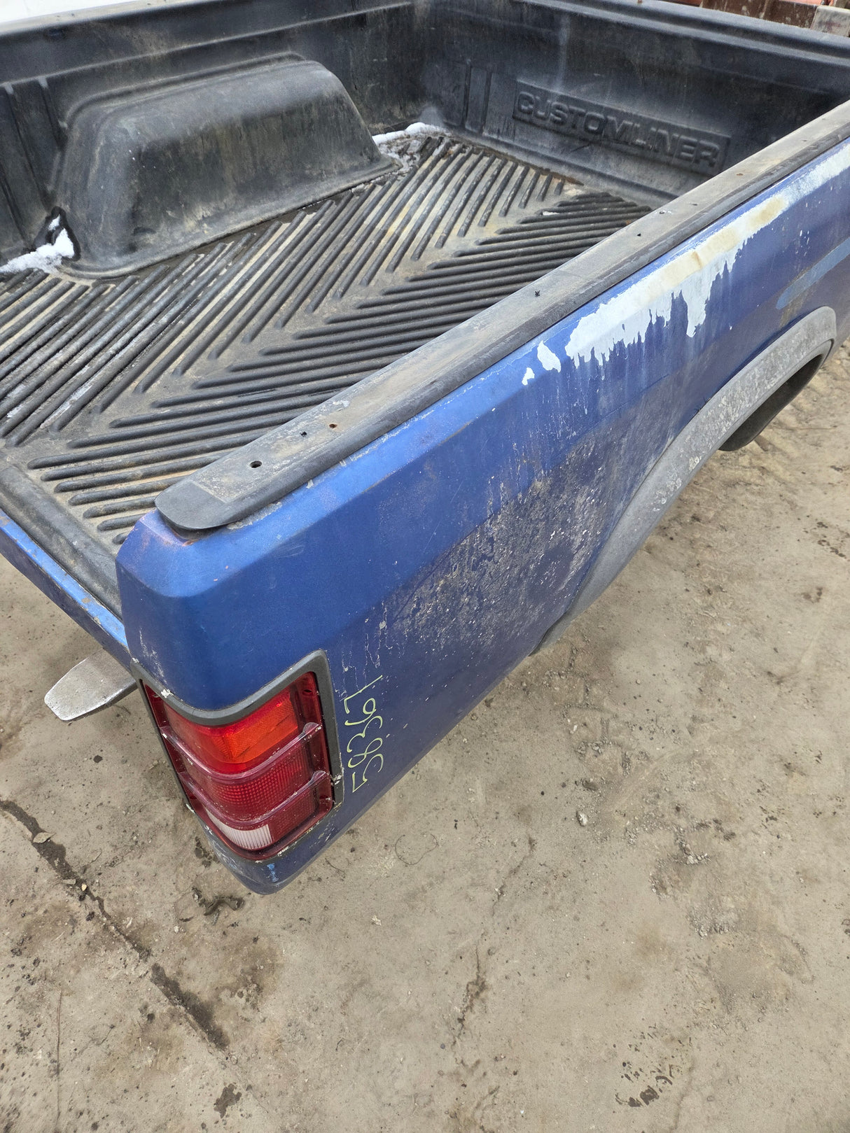 1994-1996 Dodge Dakota 2nd Gen 6' 6" Short Truck Bed