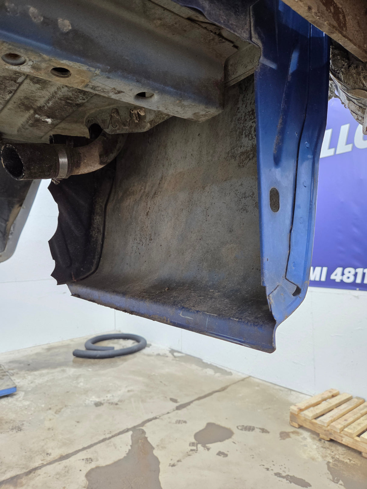 1994-1996 Dodge Dakota 2nd Gen 6' 6" Short Truck Bed