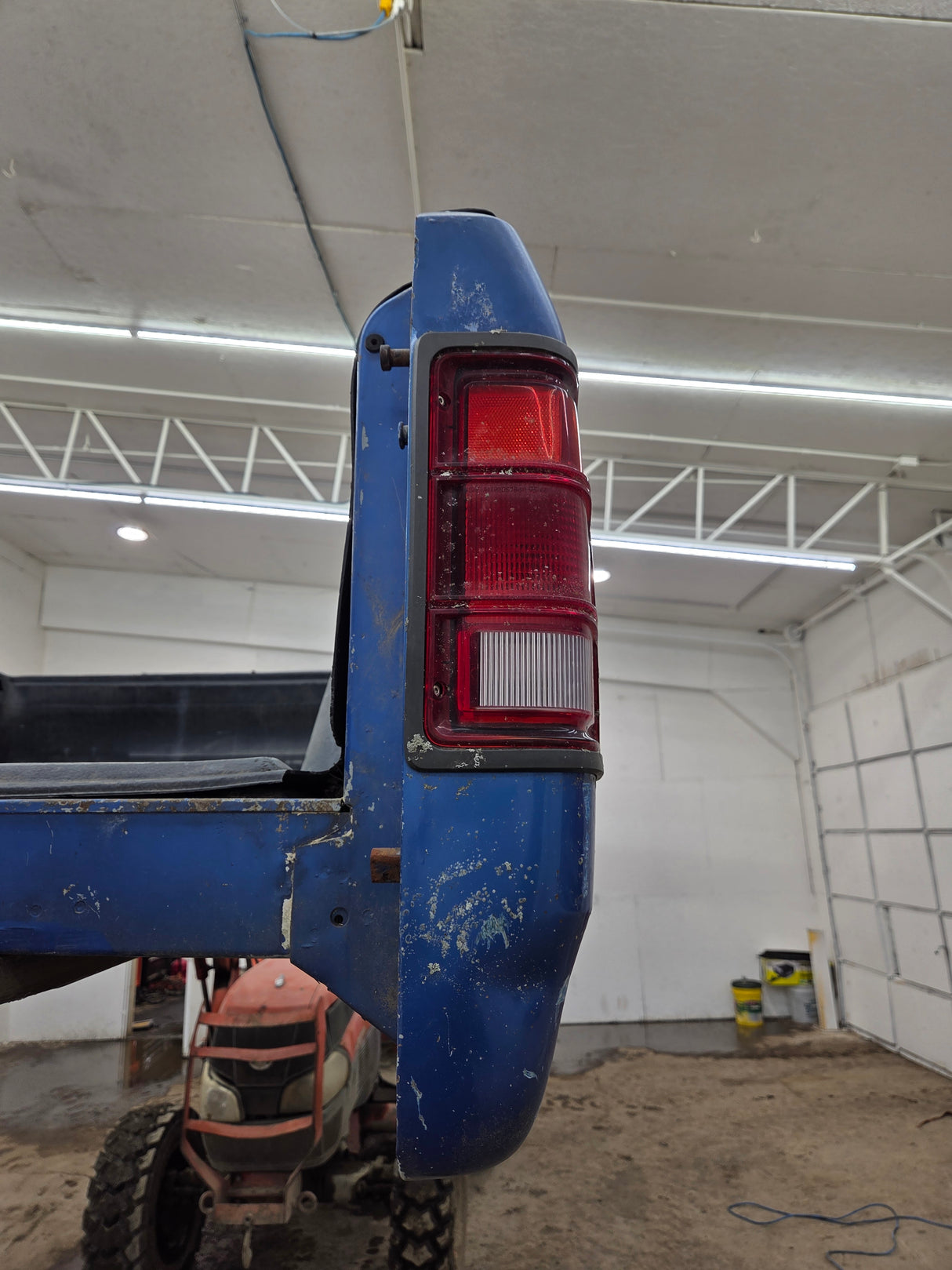 1994-1996 Dodge Dakota 2nd Gen 6' 6" Short Truck Bed
