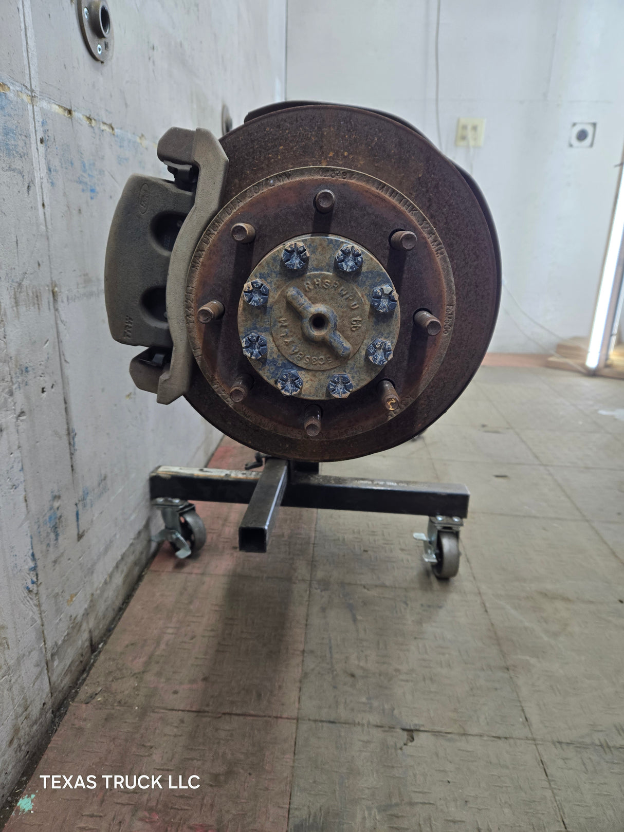 2008-2010 Ford Super Duty F250 F350 SRW Rear Axle 3.55 Gear Ratio 182k miles