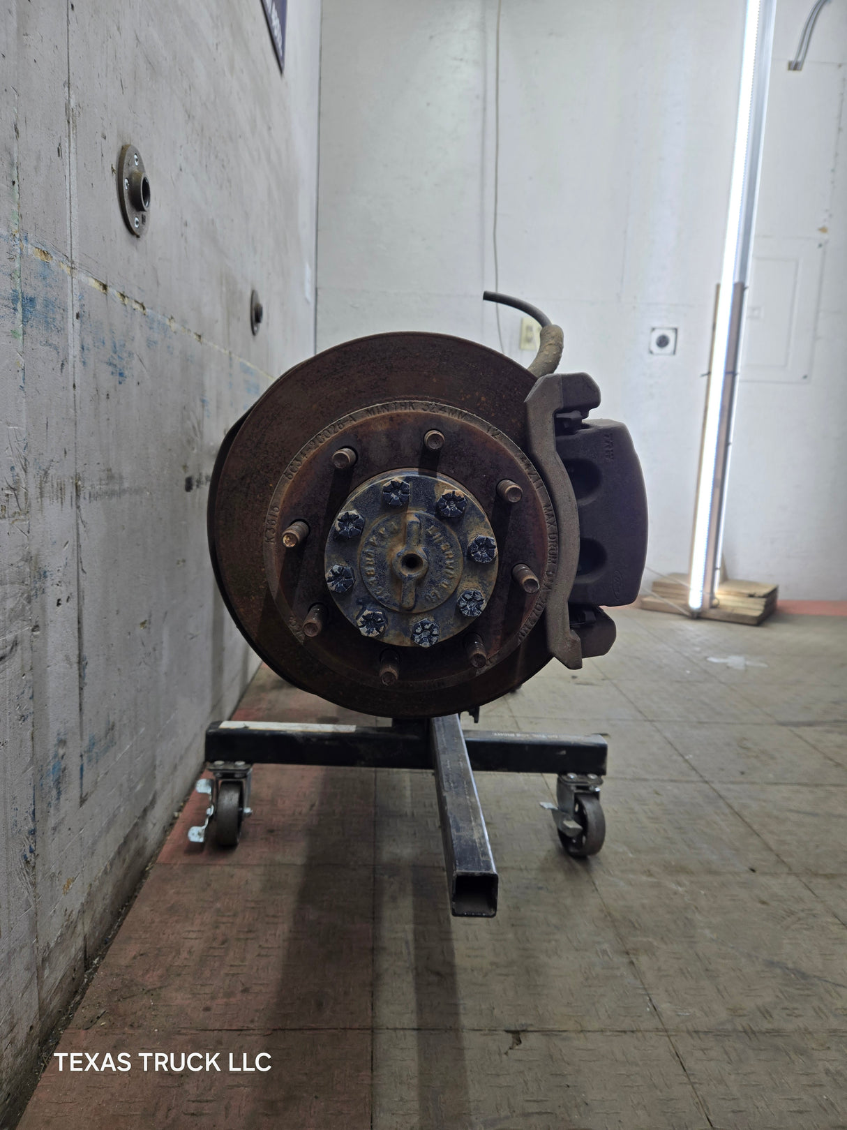 2008-2010 Ford Super Duty F250 F350 SRW Rear Axle 3.55 Gear Ratio 182k miles