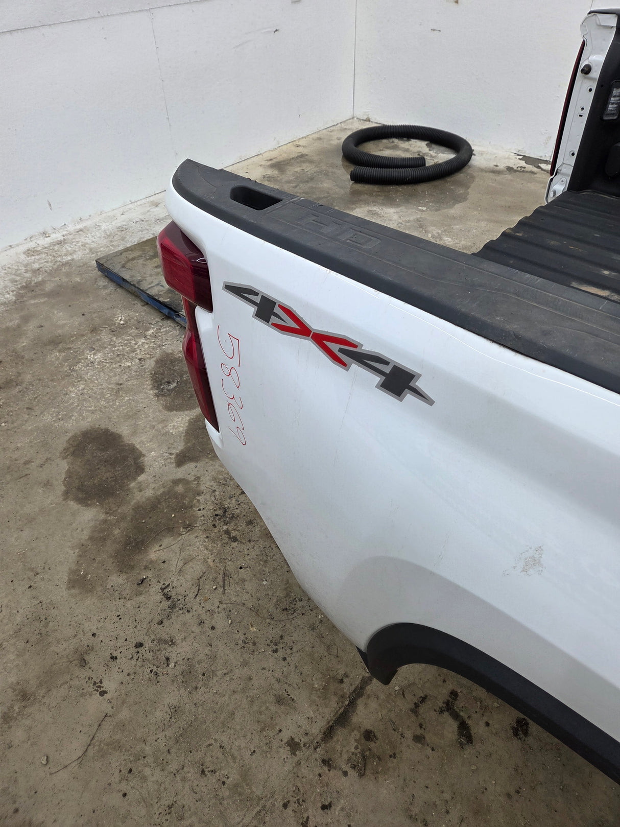 2019-2025 Chevrolet Silverado 2500 3500 HD 6' 6" Short Truck Bed