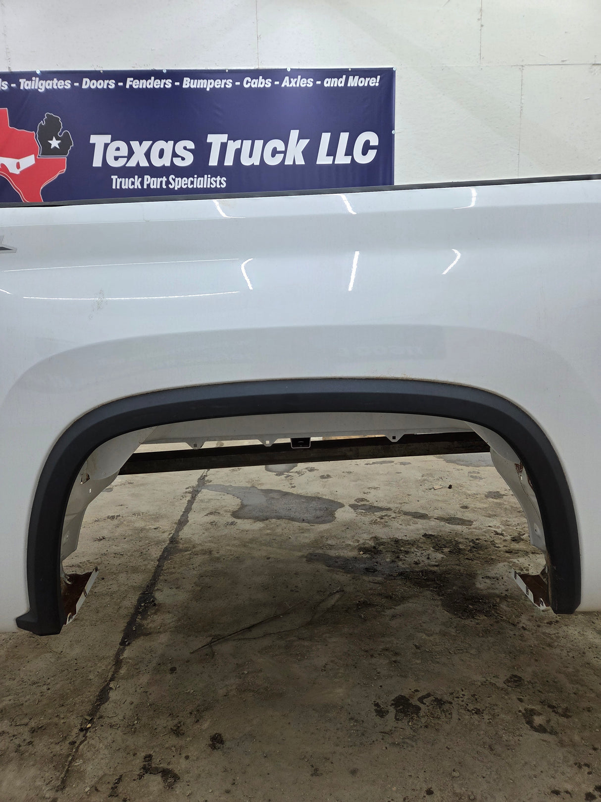2019-2025 Chevrolet Silverado 2500 3500 HD 6' 6" Short Truck Bed