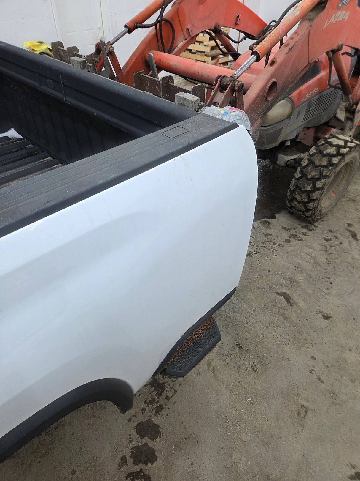 2019-2025 Chevrolet Silverado 2500 3500 HD 6' 6" Short Truck Bed