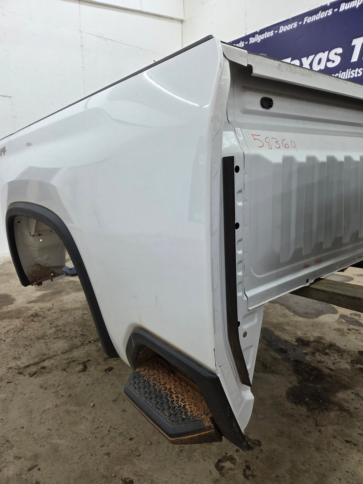 2019-2025 Chevrolet Silverado 2500 3500 HD 6' 6" Short Truck Bed