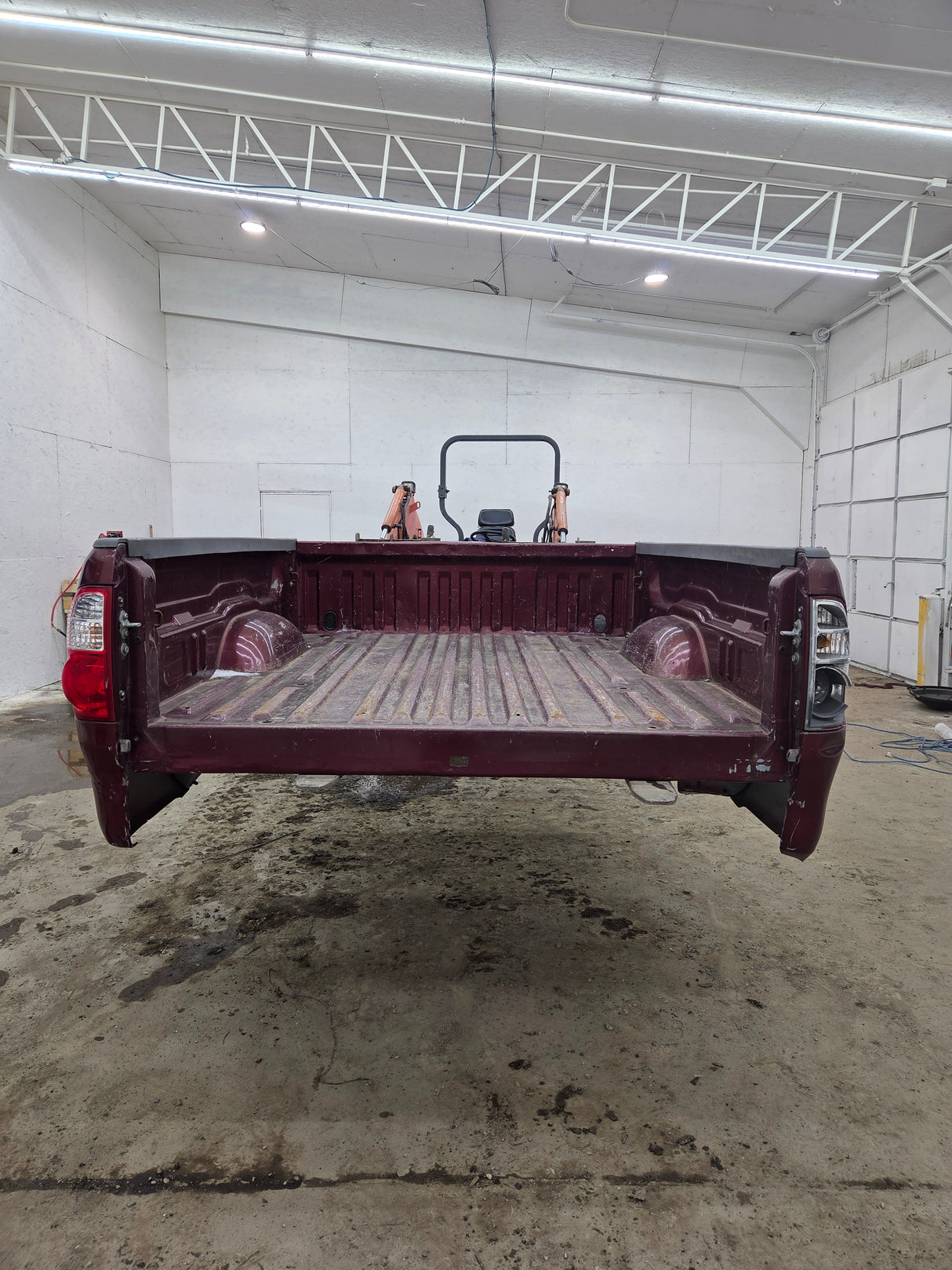 1999-2006 Toyota Tundra Short Bed 6' 5" Truck Bed