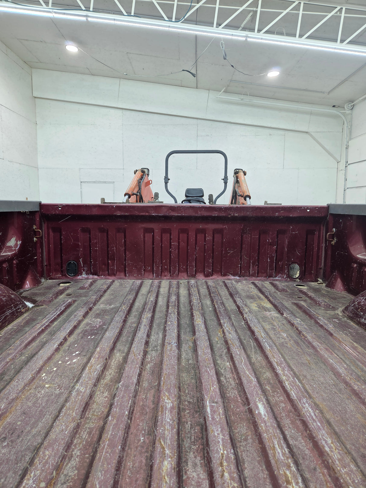1999-2006 Toyota Tundra Short Bed 6' 5" Truck Bed