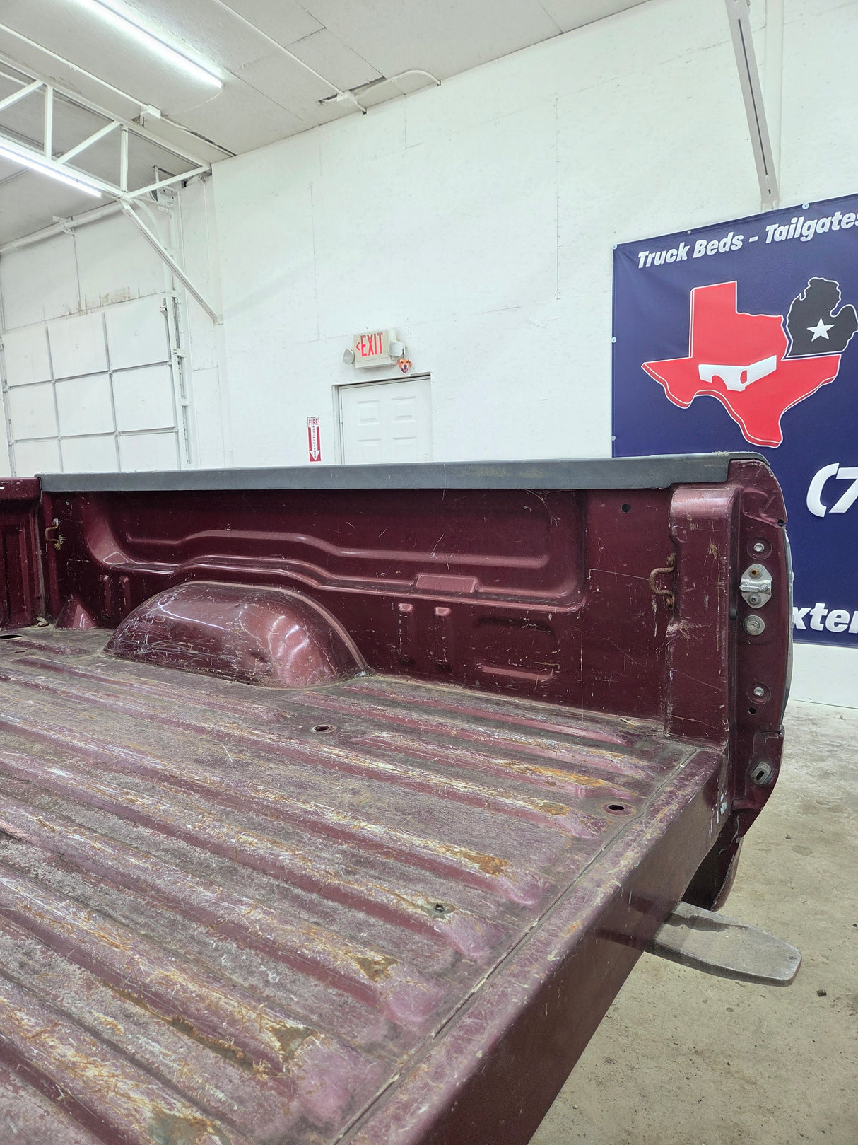 1999-2006 Toyota Tundra Short Bed 6' 5" Truck Bed