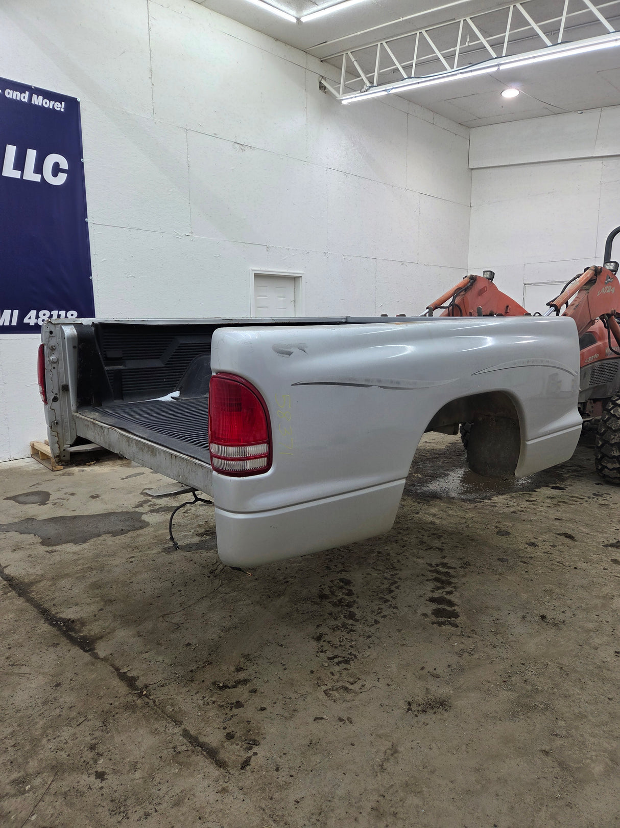 1997-2004 Dodge Dakota 2nd Gen Long Bed