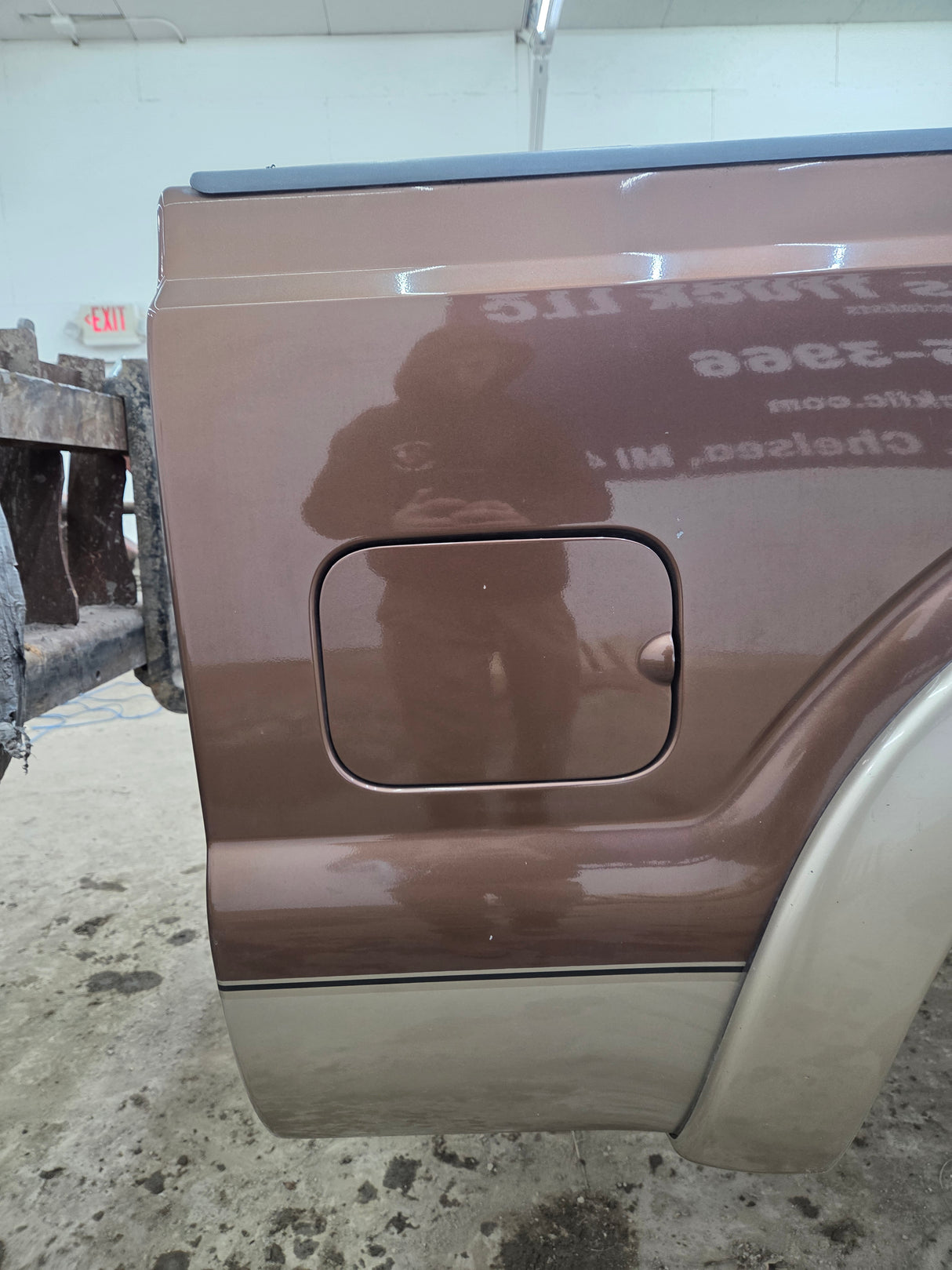 2011-2016 Ford F250 F350 Super Duty 6' 9" Short Truck Bed