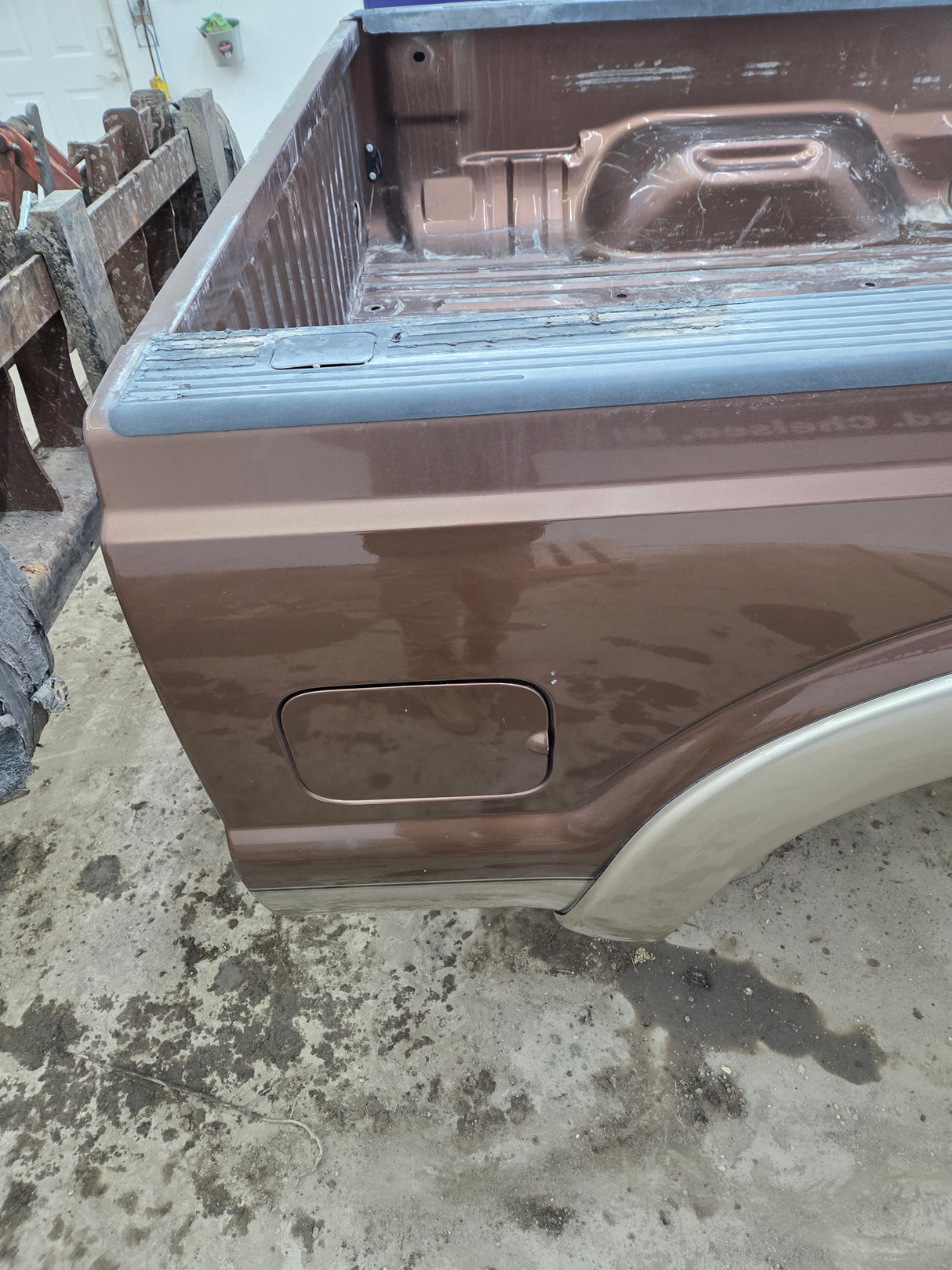 2011-2016 Ford F250 F350 Super Duty 6' 9" Short Truck Bed