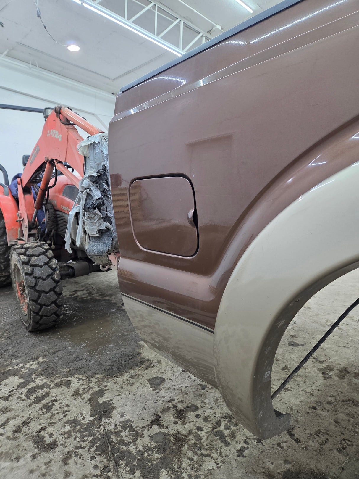2011-2016 Ford F250 F350 Super Duty 6' 9" Short Truck Bed