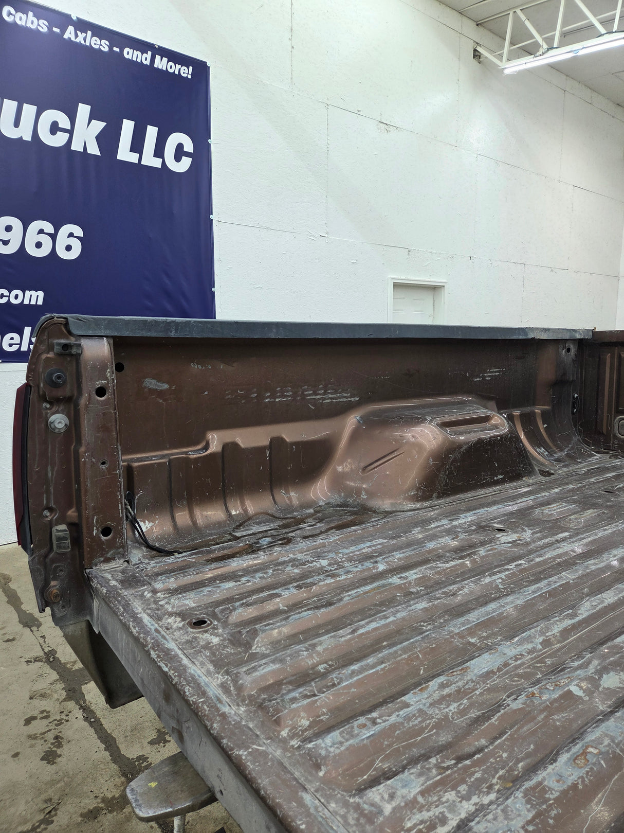 2011-2016 Ford F250 F350 Super Duty 6' 9" Short Truck Bed