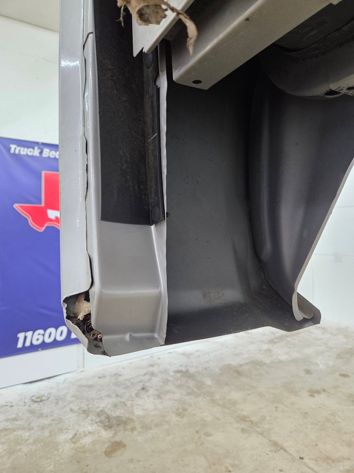 2007-2013 GMC Sierra 1500 5' 8" Short Truck Bed