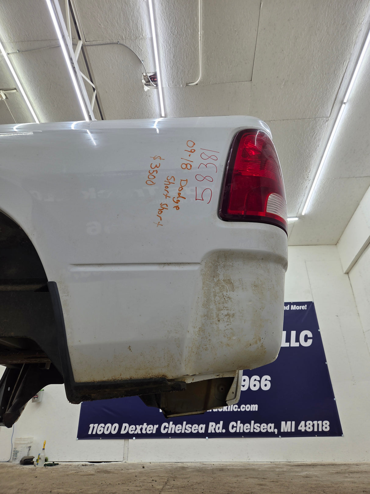 2009-2018 Dodge Ram 1500 4th gen 5' 7" Short Truck Bed