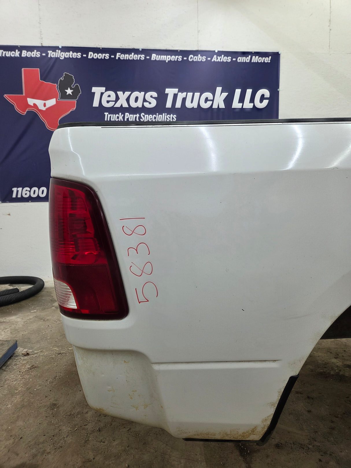 2009-2018 Dodge Ram 1500 4th gen 5' 7" Short Truck Bed