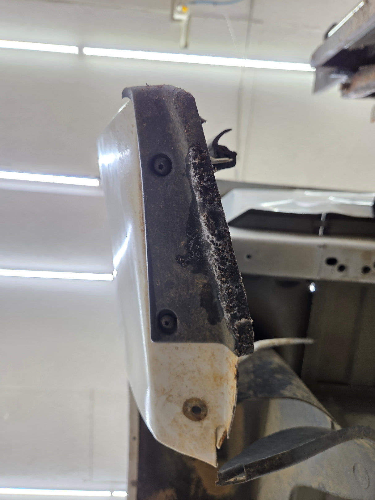 2009-2018 Dodge Ram 1500 4th gen 5' 7" Short Truck Bed