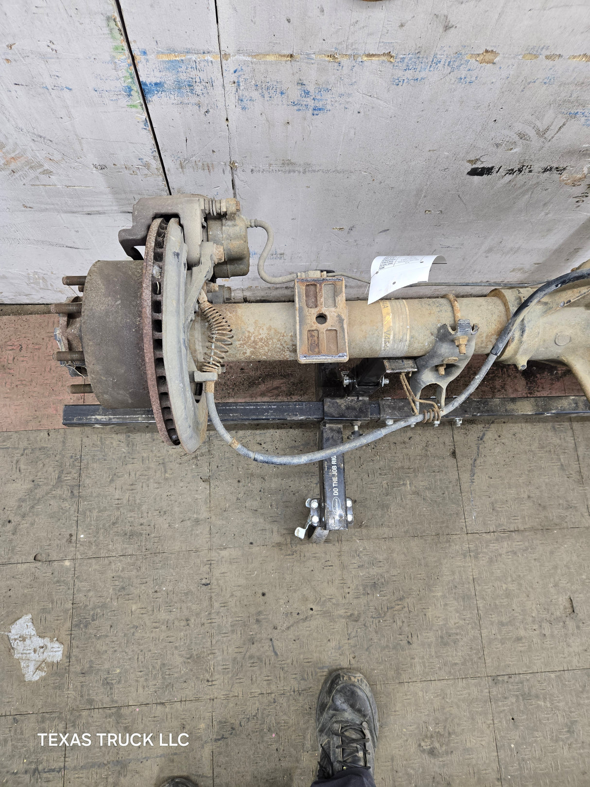 2005-2007 Ford Super Duty F250 F350 SRW Rear Axle 3.73 Gear Ratio