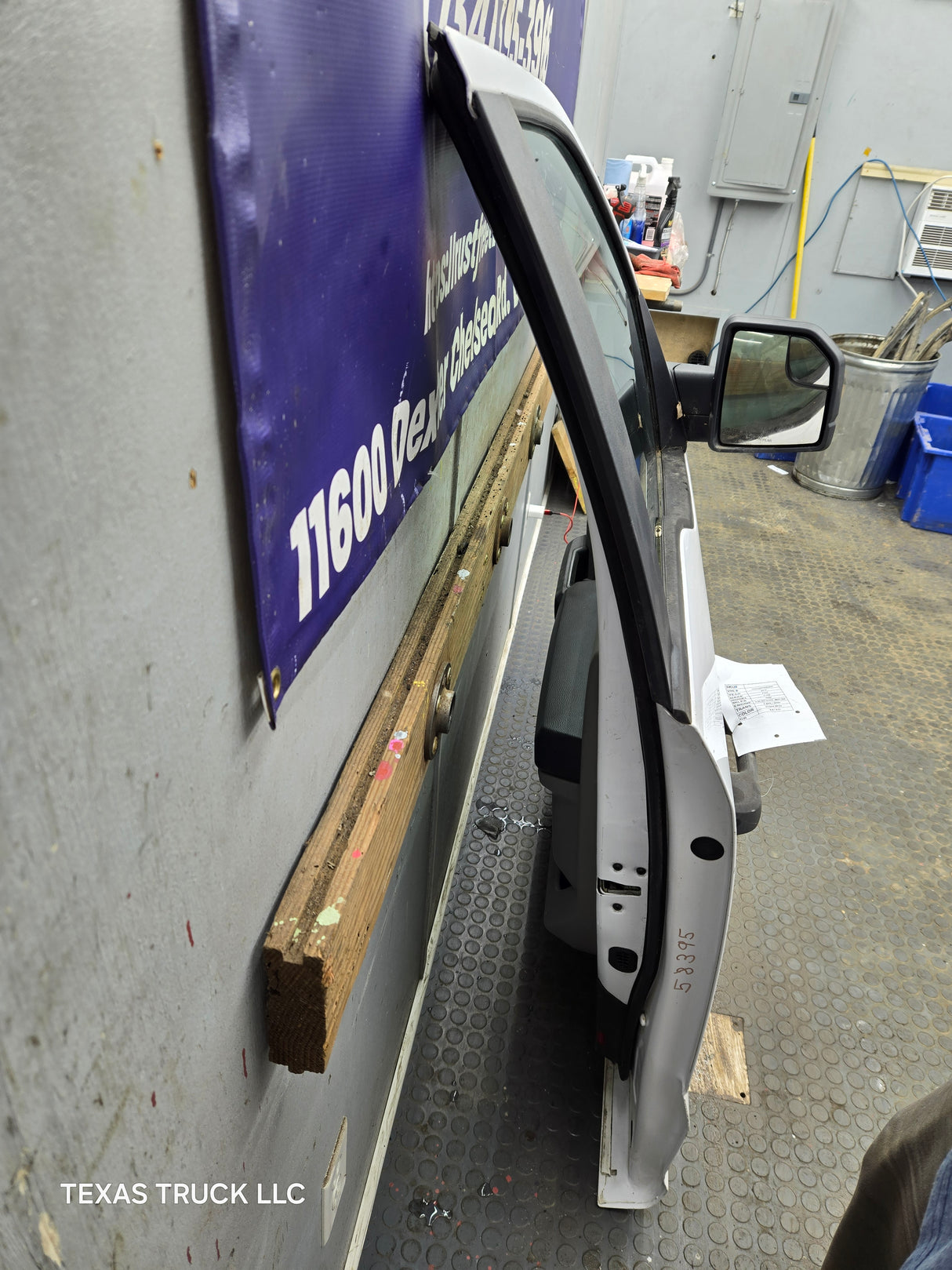 2015-2022 Ford F150 / Super Duty Passenger Side Front Door RH F250 F350 F450 F550