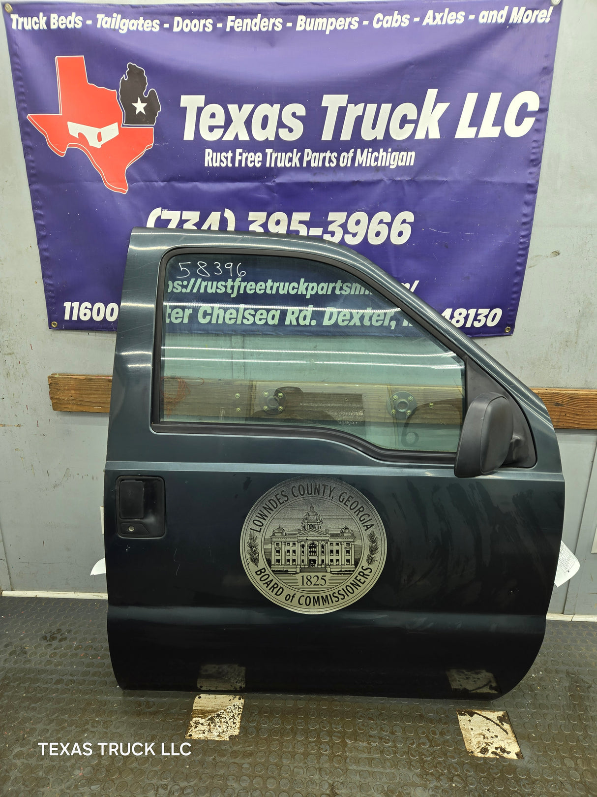 1999-2011 Ford Super Duty / Excursion Front Passenger RH Door F250 F350 F450 F550