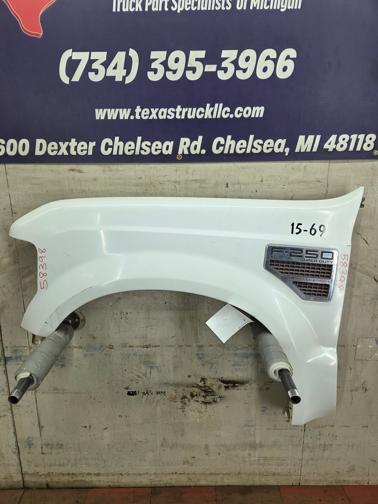 2008-2010 Ford Super Duty F250 F350 LH Driver Side Fender - Oxford White