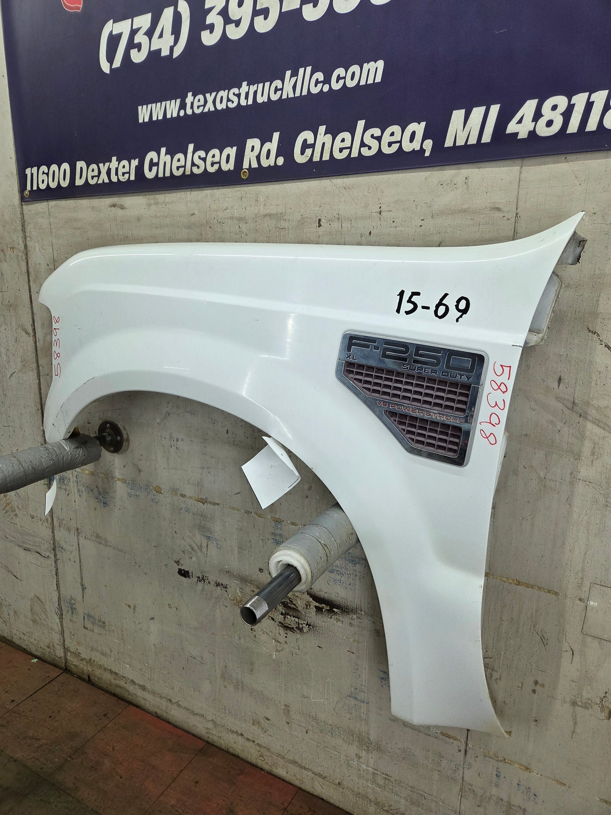 2008-2010 Ford Super Duty F250 F350 LH Driver Side Fender - Oxford White