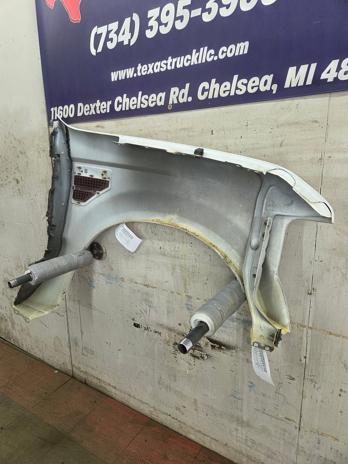 2008-2010 Ford Super Duty F250 F350 LH Driver Side Fender - Oxford White