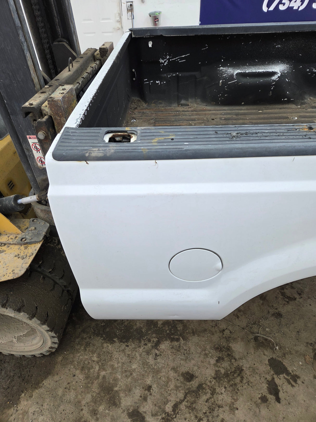 1999-2010 Ford Super Duty F250 F350 6' 9" Short Truck Bed