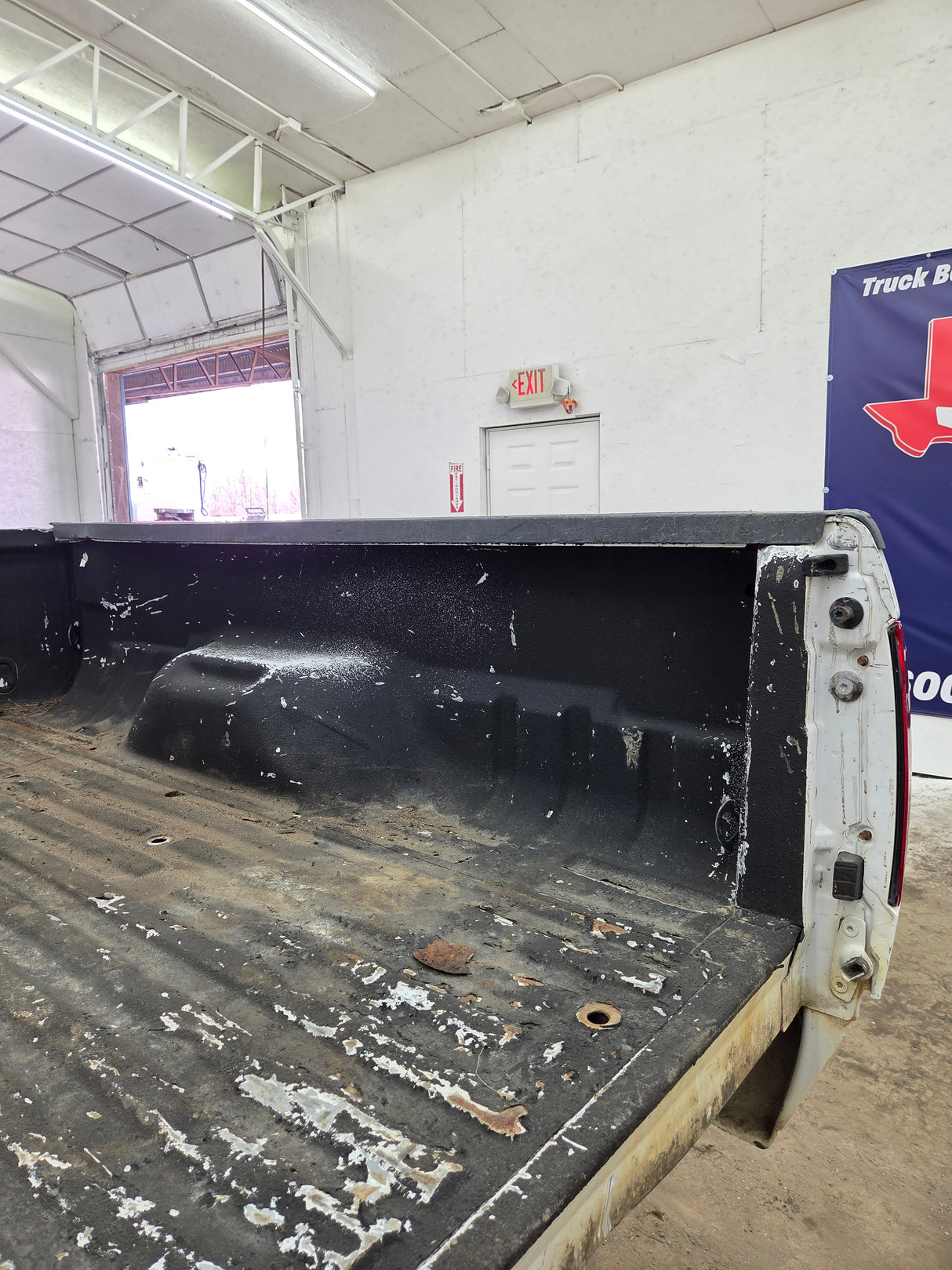 1999-2010 Ford Super Duty F250 F350 6' 9" Short Truck Bed