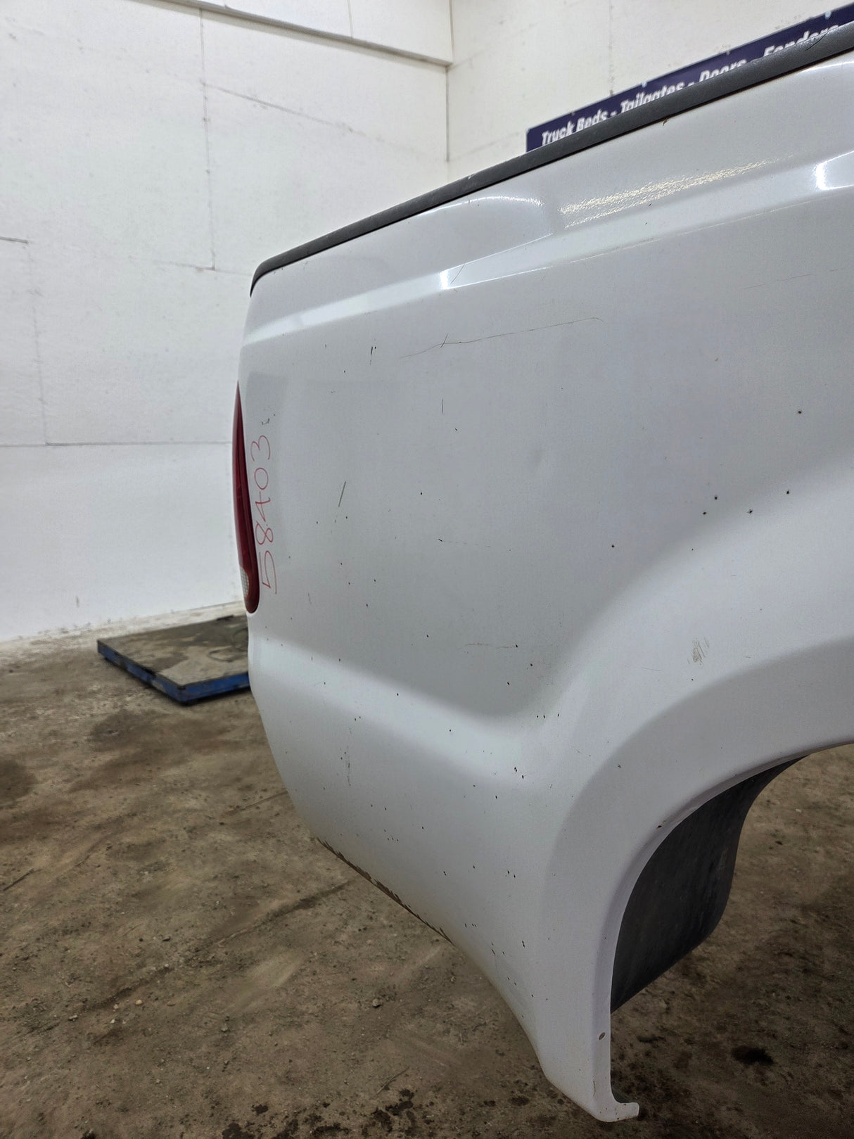 1999-2010 Ford Super Duty F250 F350 6' 9" Short Truck Bed