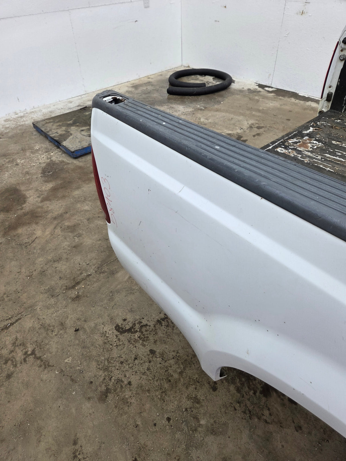 1999-2010 Ford Super Duty F250 F350 6' 9" Short Truck Bed