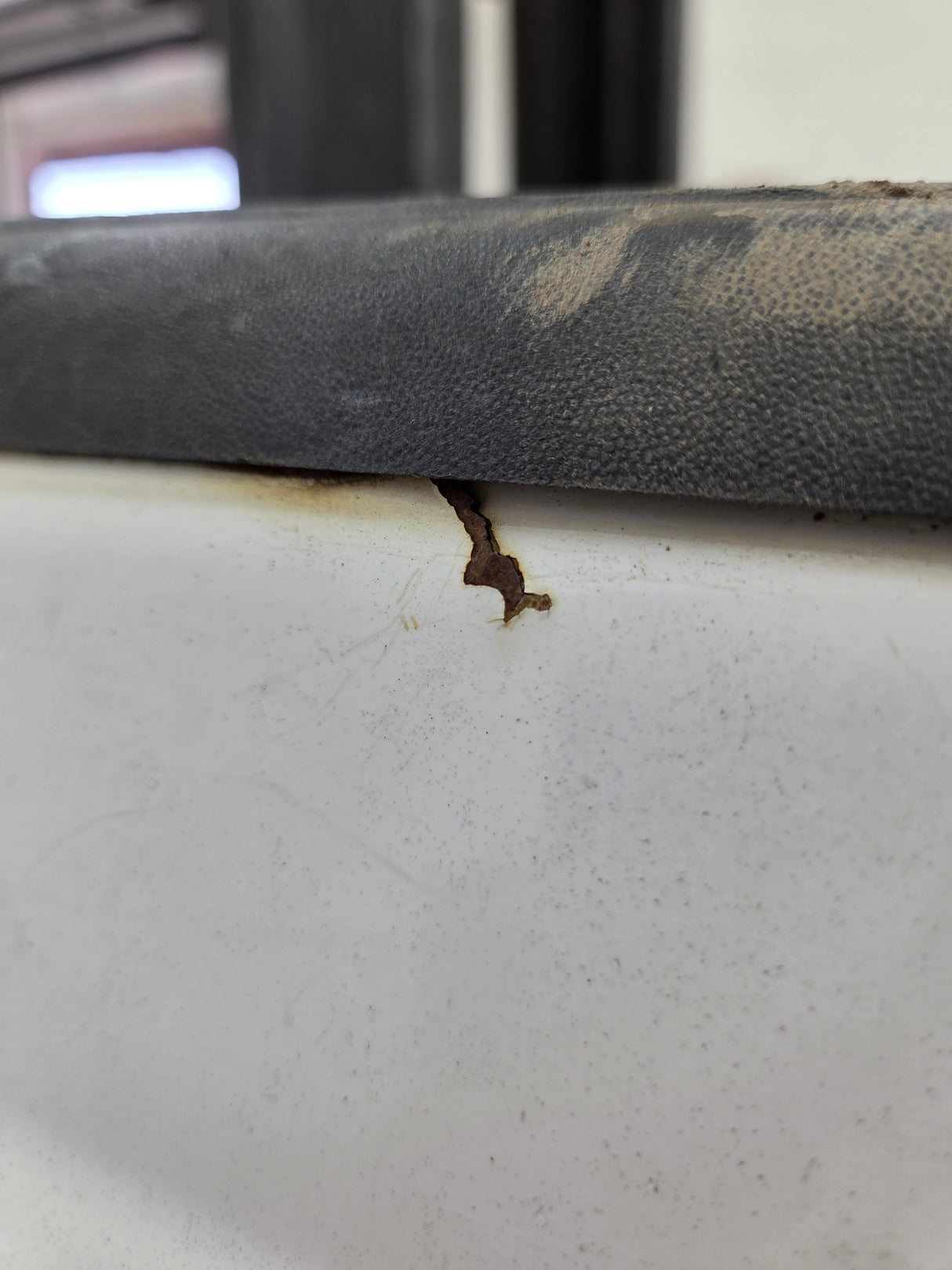 1999-2010 Ford Super Duty F250 F350 6' 9" Short Truck Bed