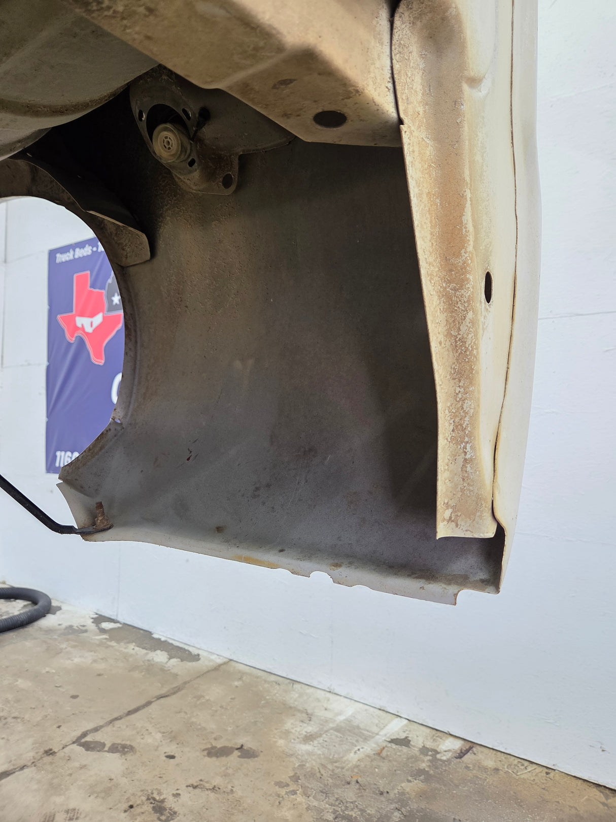 1999-2010 Ford Super Duty F250 F350 6' 9" Short Truck Bed