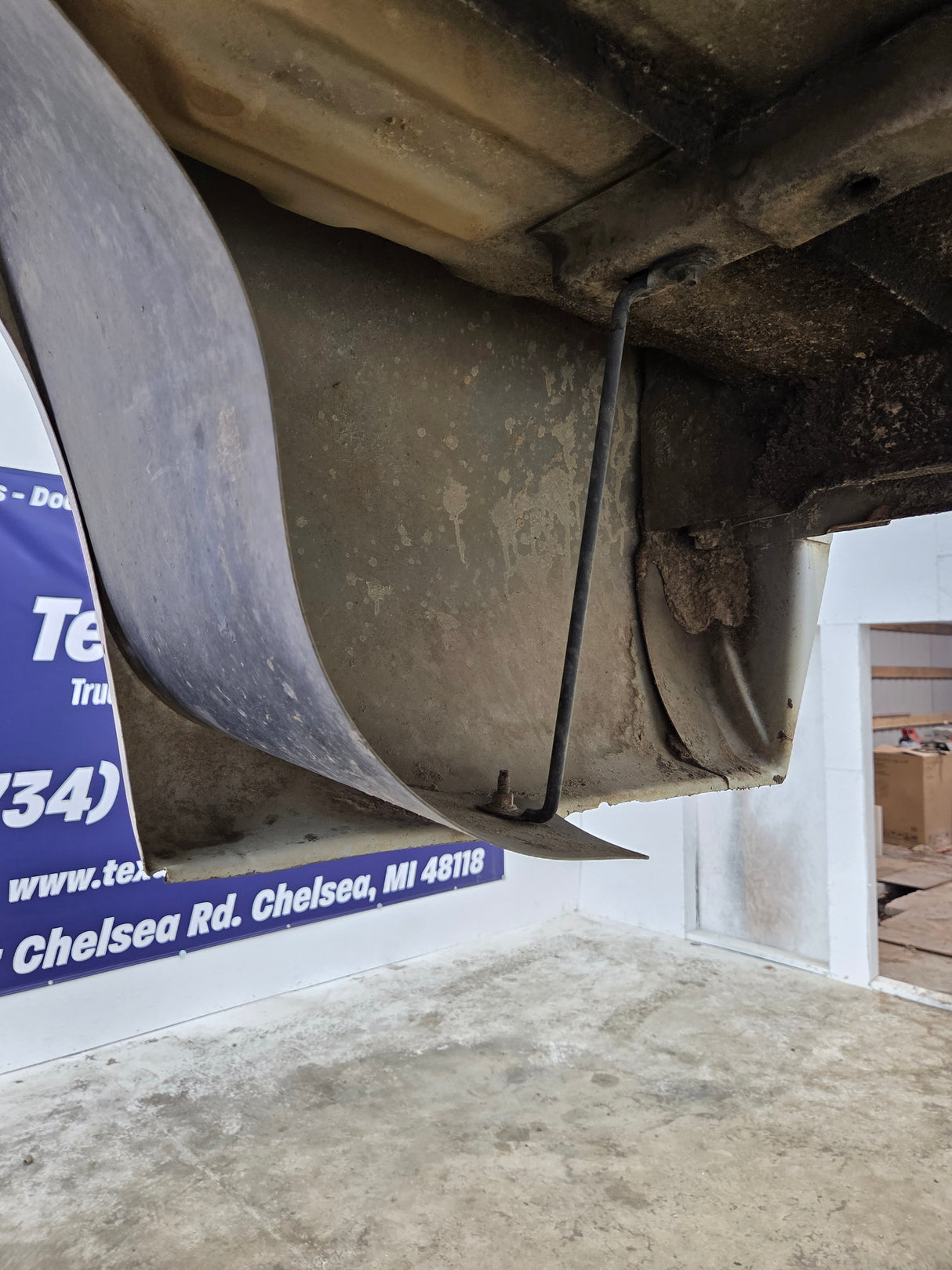 1999-2010 Ford Super Duty F250 F350 6' 9" Short Truck Bed