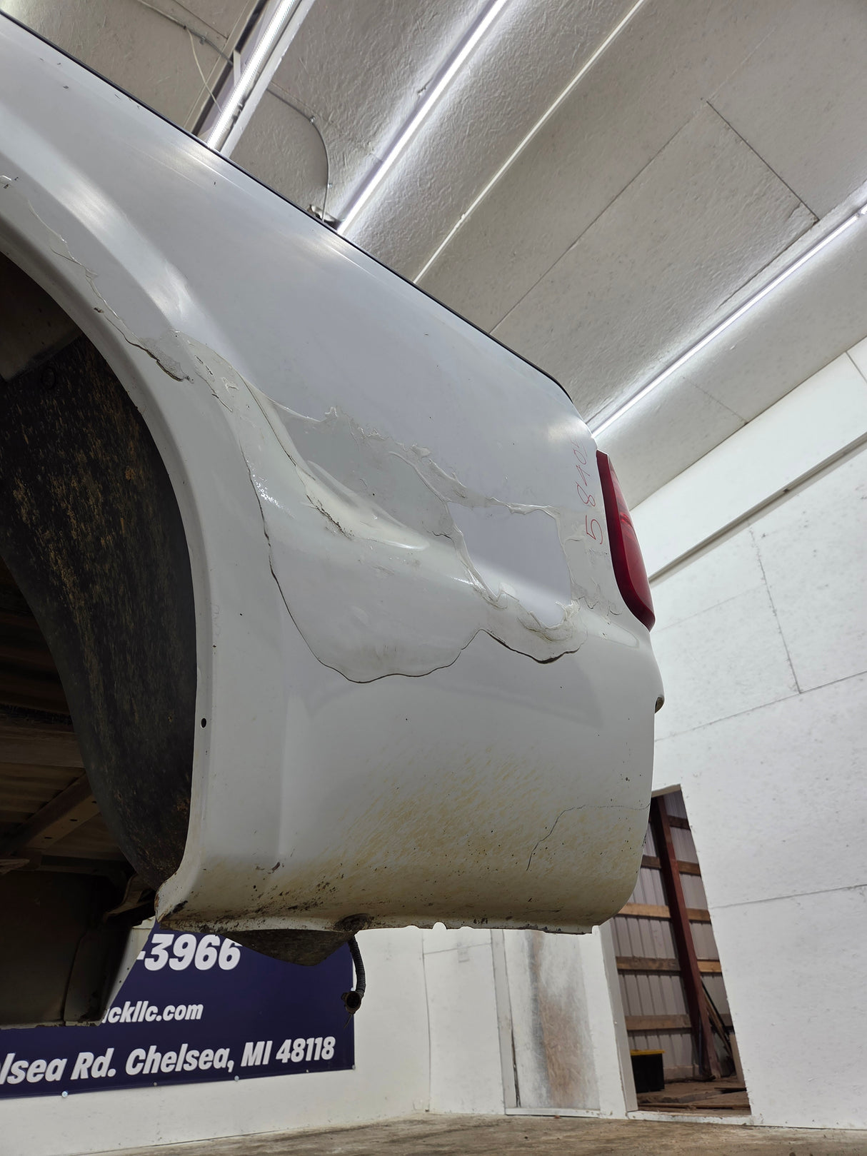 1999-2010 Ford Super Duty F250 F350 6' 9" Short Truck Bed