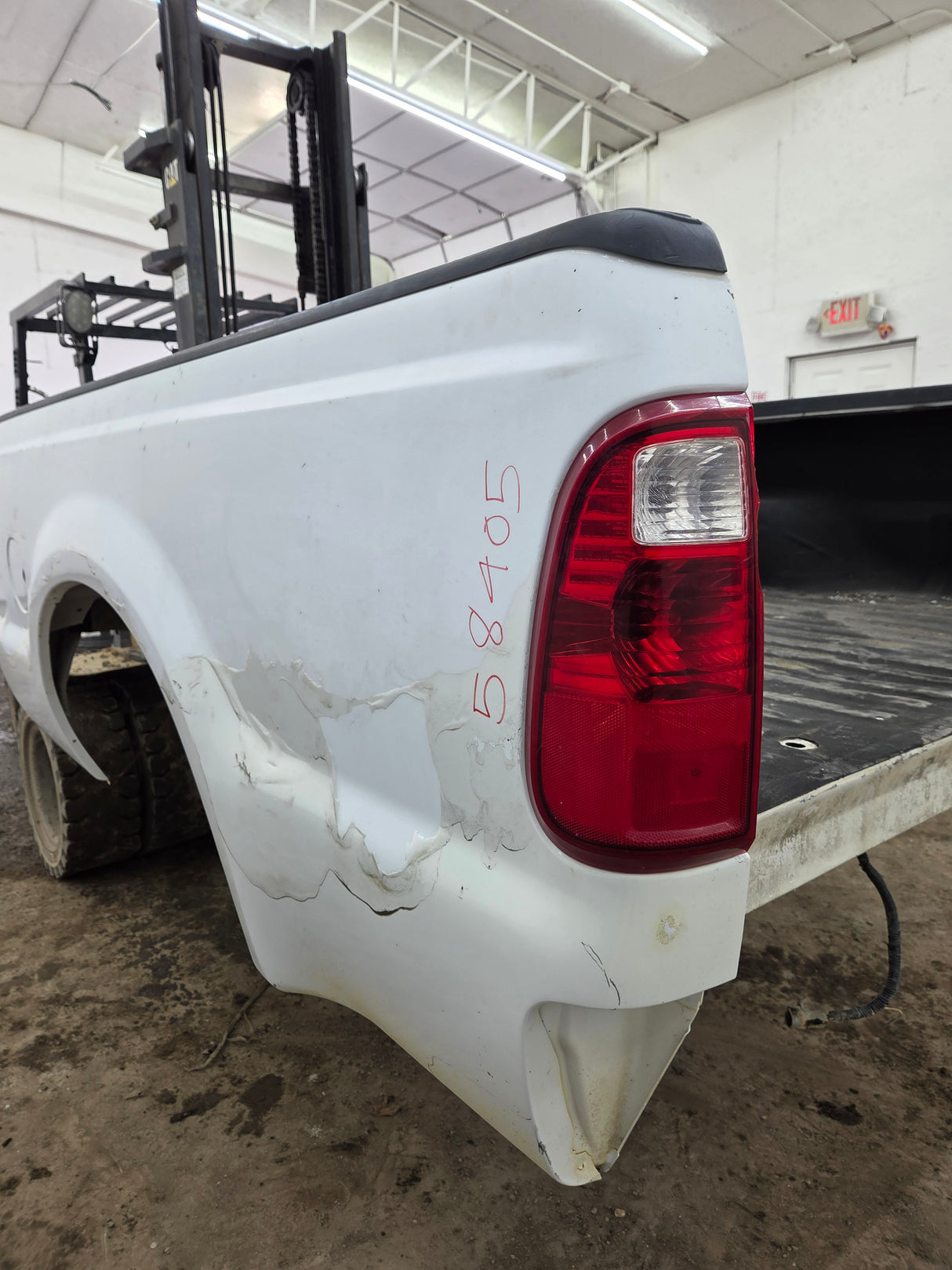 1999-2010 Ford Super Duty F250 F350 6' 9" Short Truck Bed