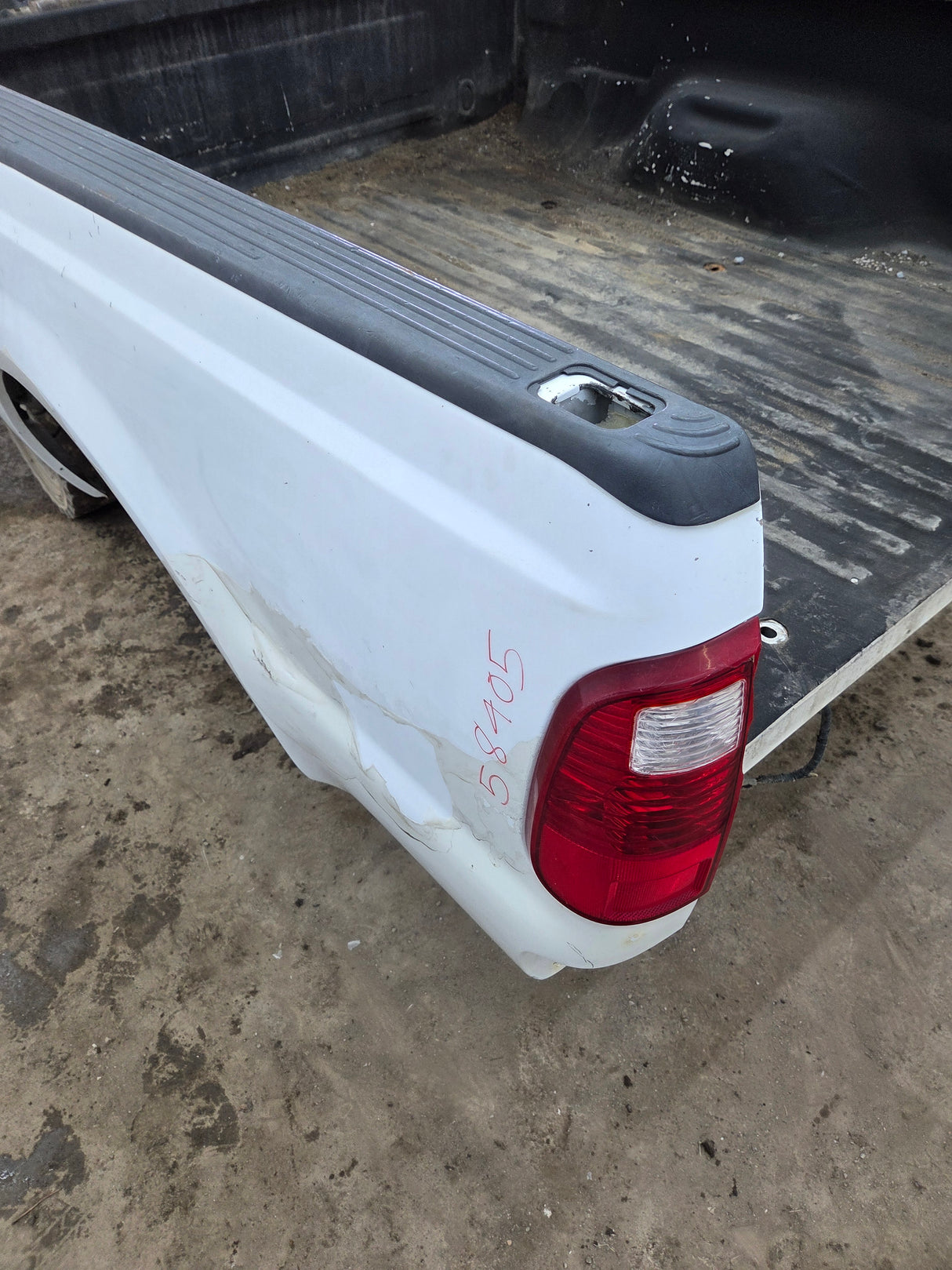 1999-2010 Ford Super Duty F250 F350 6' 9" Short Truck Bed