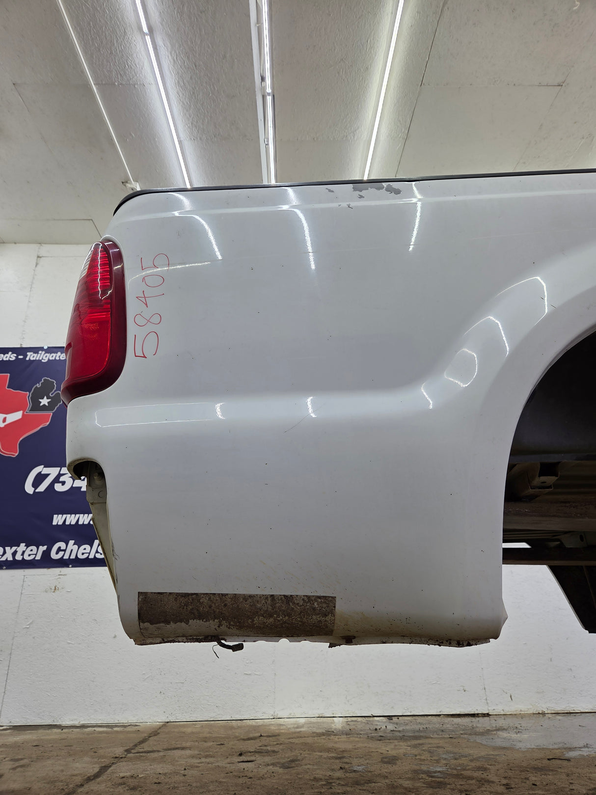 1999-2010 Ford Super Duty F250 F350 6' 9" Short Truck Bed