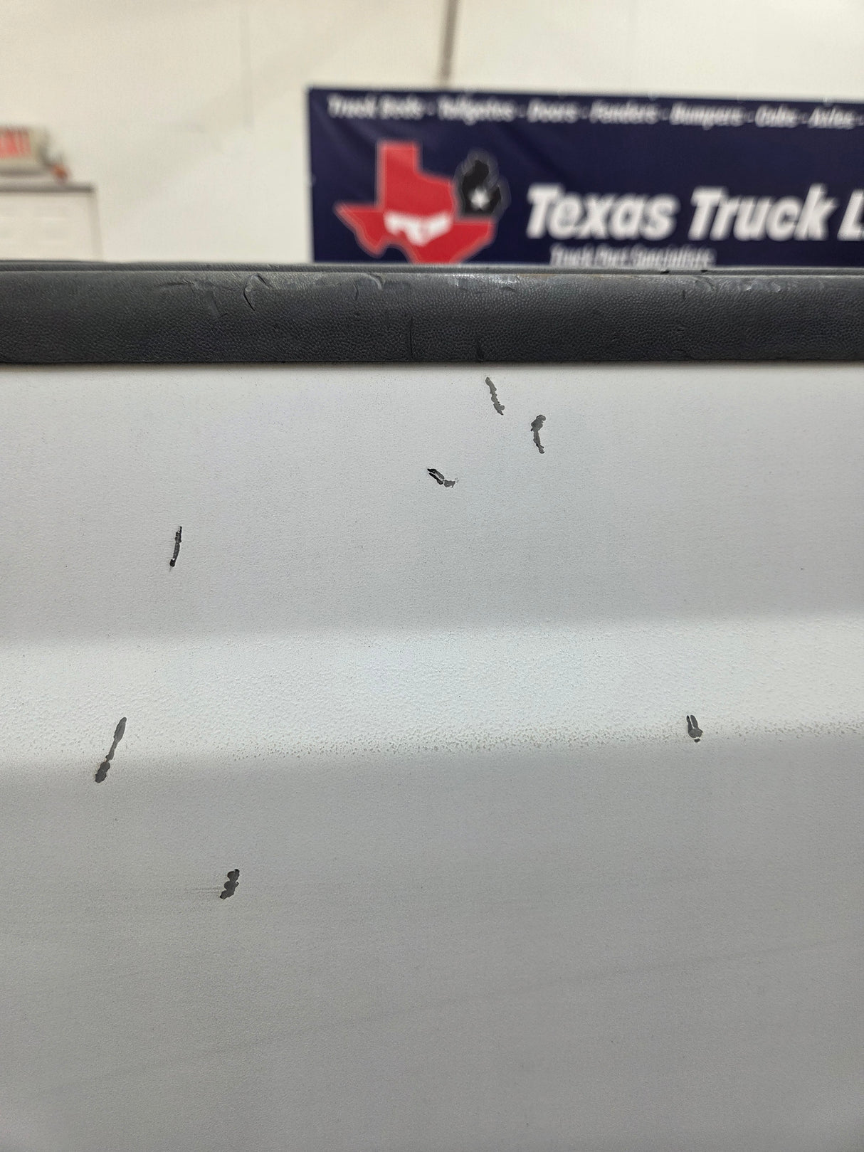 1999-2010 Ford Super Duty F250 F350 6' 9" Short Truck Bed