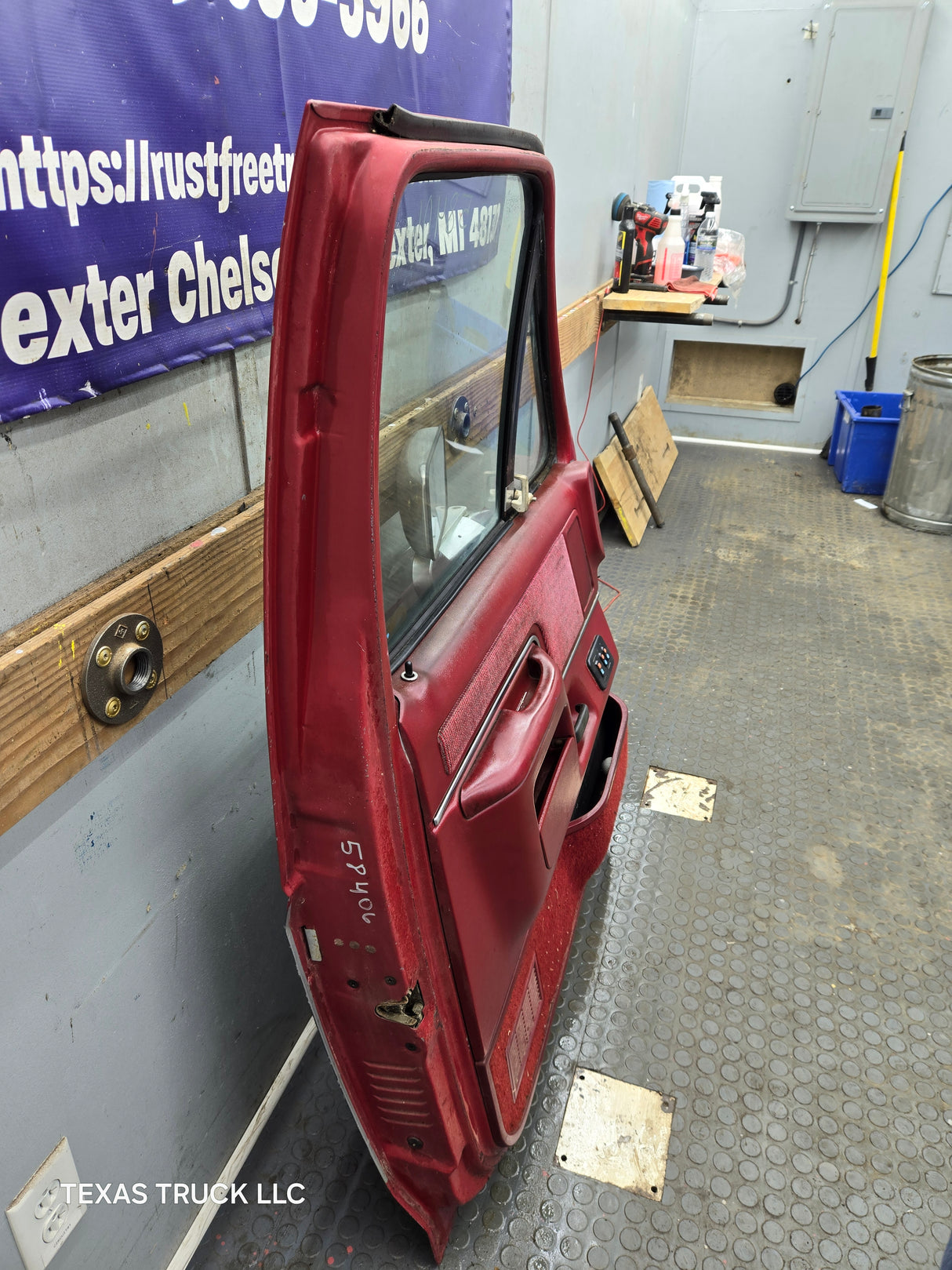 1987-1997 Ford F Series F250 F350 F450 F550 Driver Side Front Door LH