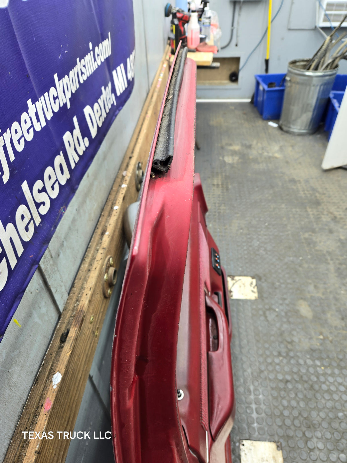 1987-1997 Ford F Series F250 F350 F450 F550 Driver Side Front Door LH