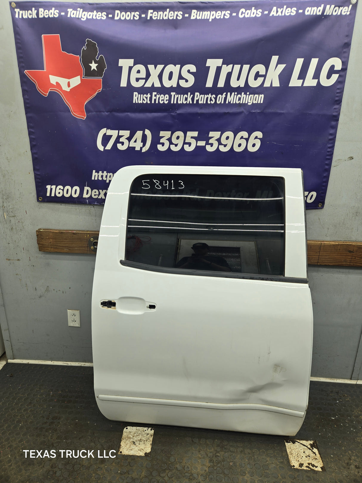 2014-2019 Chevrolet Silverado / GMC Sierra RH Rear Passenger Side Crew Cab Door 1500 2500 3500 HD