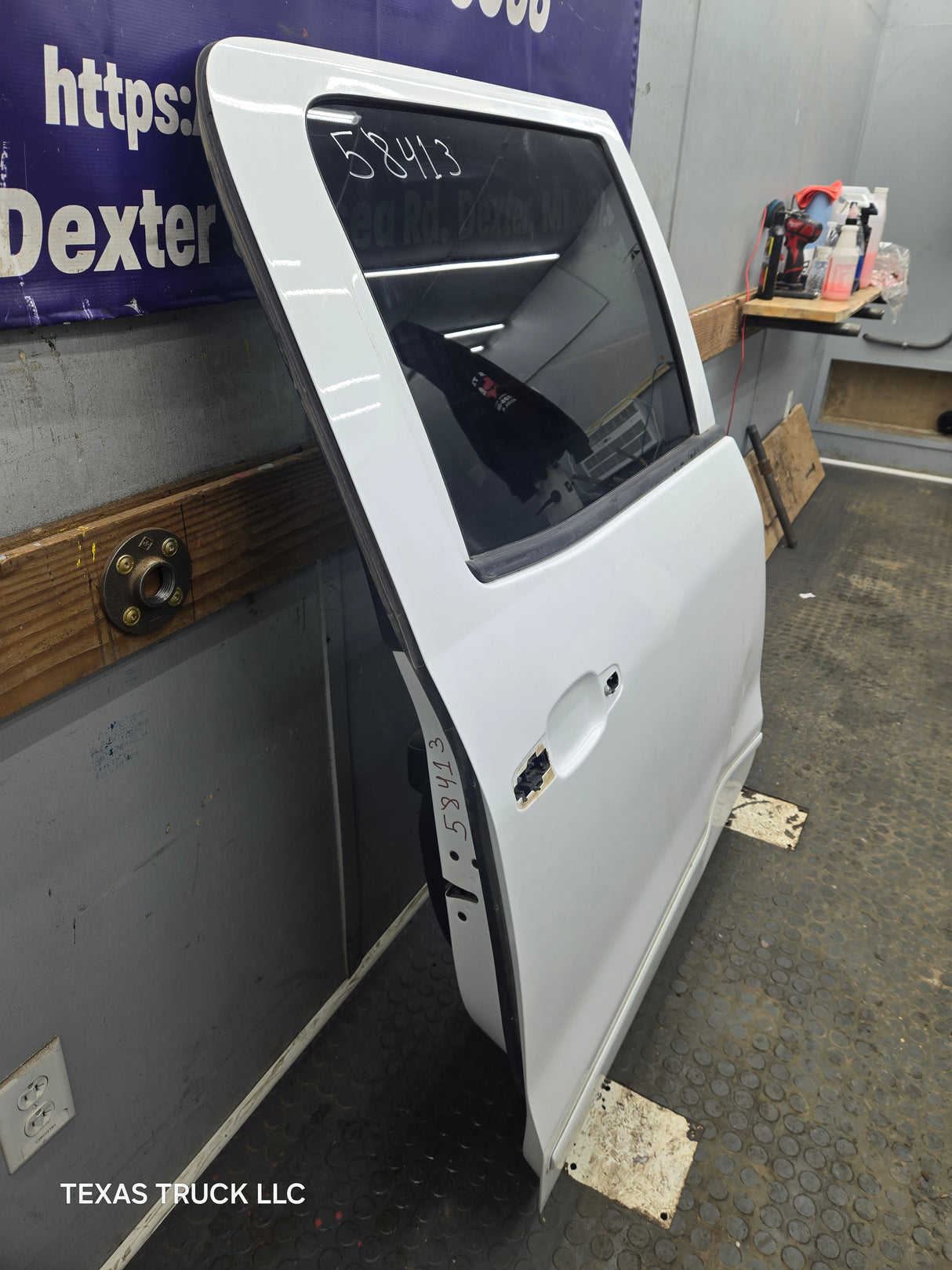 2014-2019 Chevrolet Silverado / GMC Sierra RH Rear Passenger Side Crew Cab Door 1500 2500 3500 HD