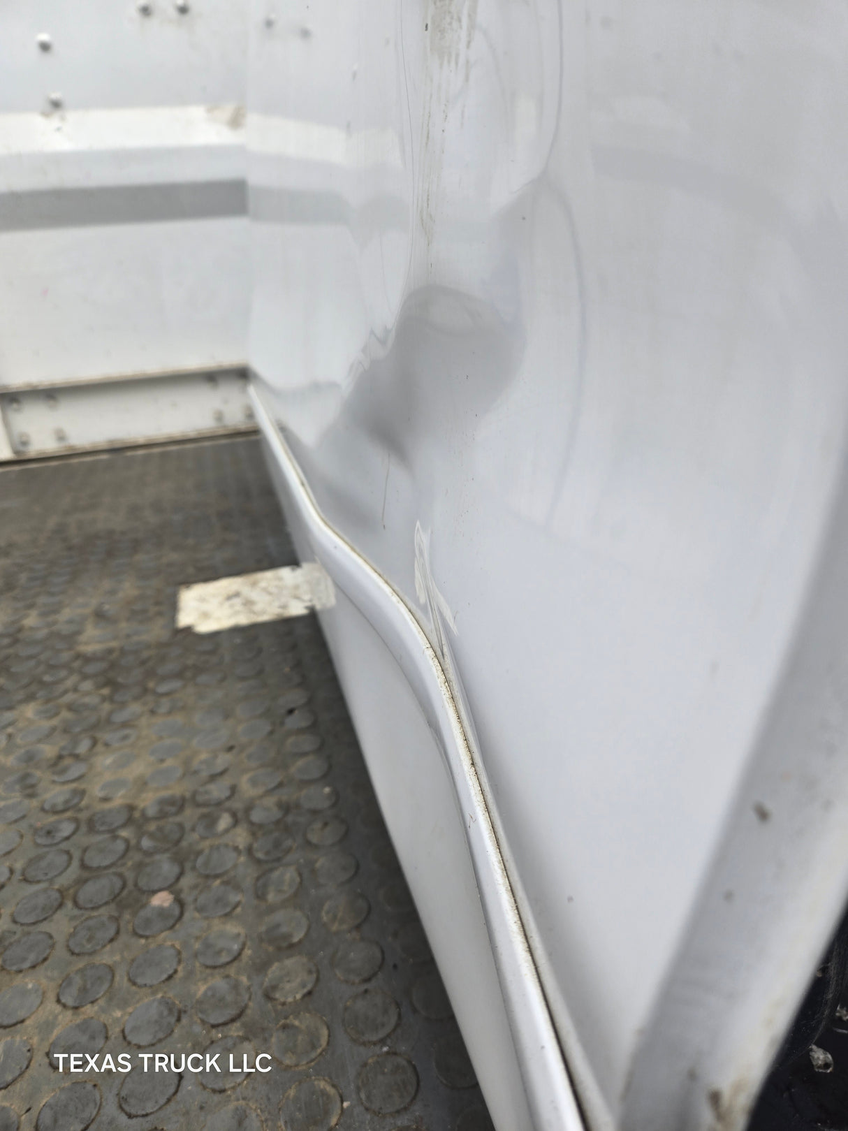 2014-2019 Chevrolet Silverado / GMC Sierra RH Rear Passenger Side Crew Cab Door 1500 2500 3500 HD