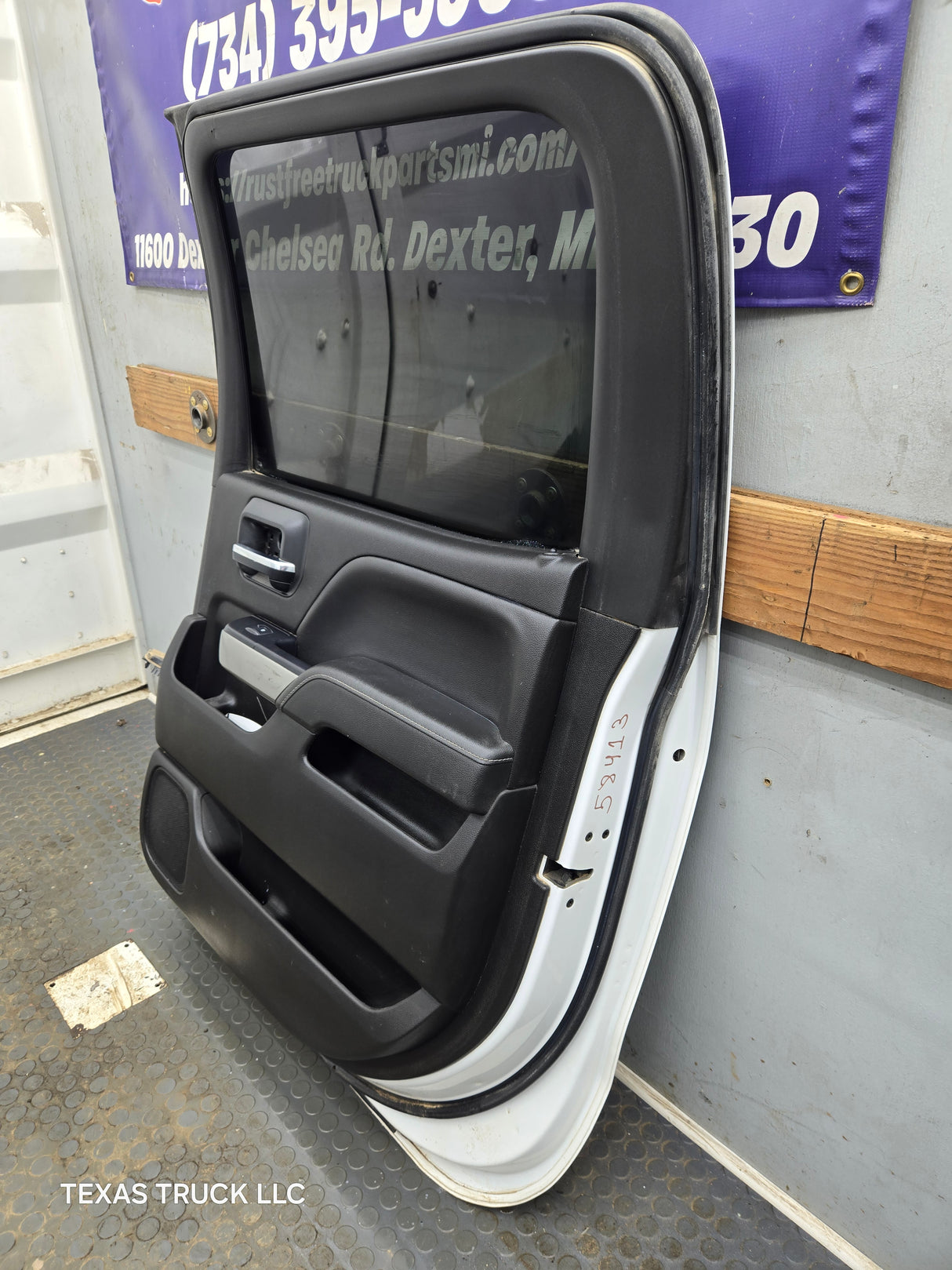 2014-2019 Chevrolet Silverado / GMC Sierra RH Rear Passenger Side Crew Cab Door 1500 2500 3500 HD